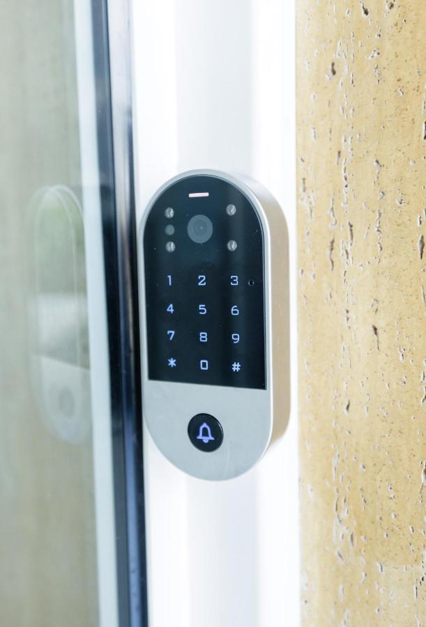 Love Travel Athens Apartments Exterior photo